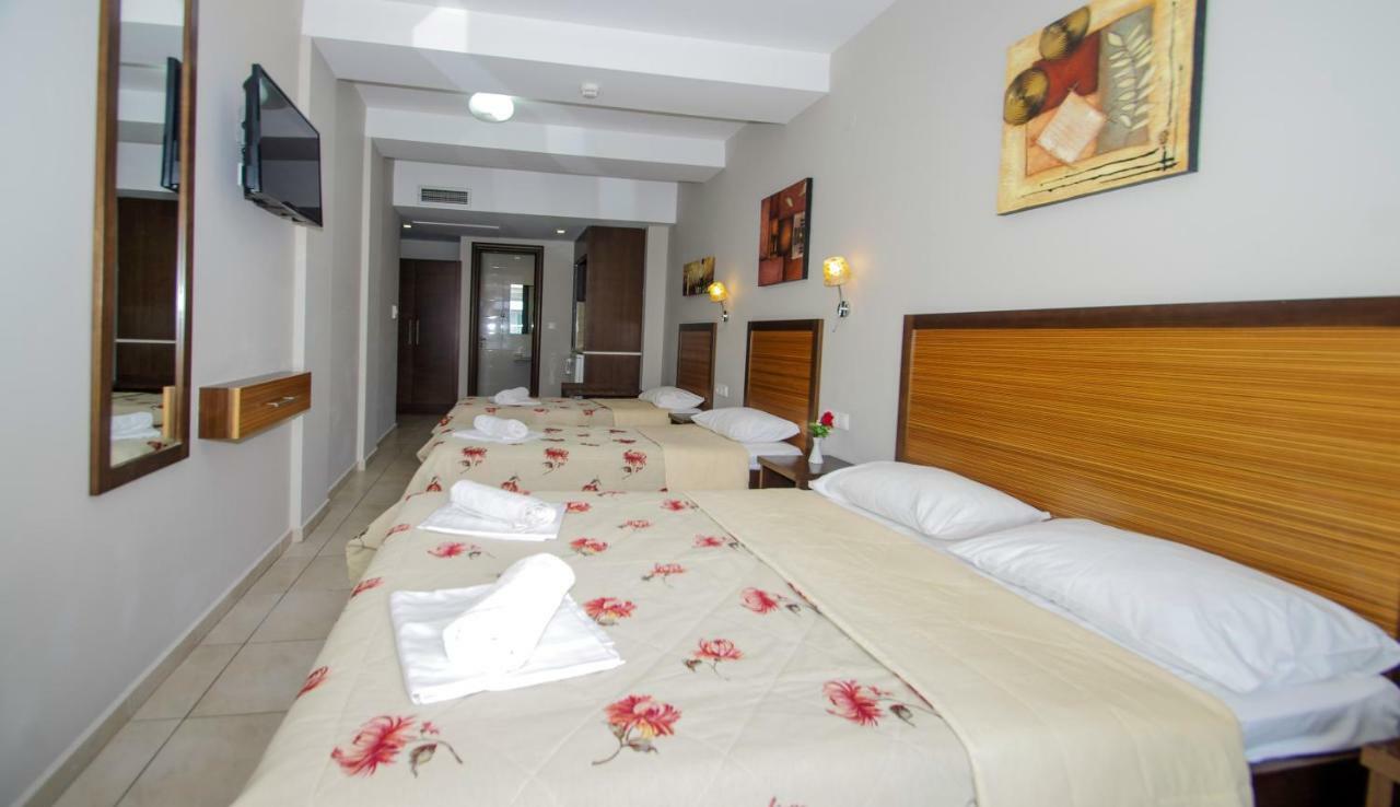 Hotel Rodon Paralia Katerinis Bagian luar foto