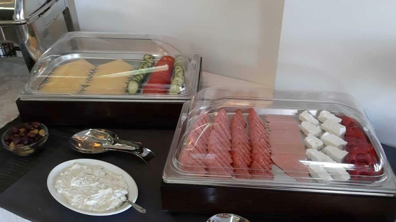 Hotel Rodon Paralia Katerinis Bagian luar foto